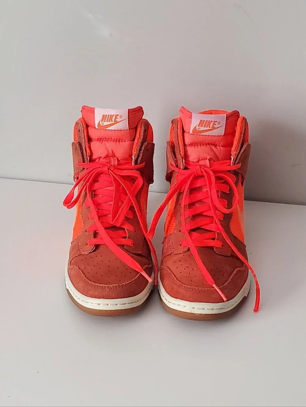Nike Women's Dunk Sky High Mesh Sneakers Size 8.5